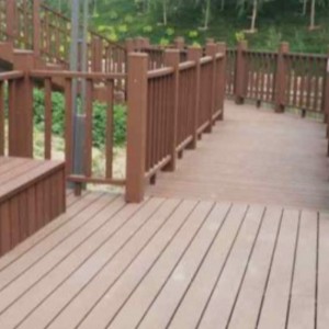 Moule d\'extrusion en plastique avec PE en bois de la ville de Huangshi